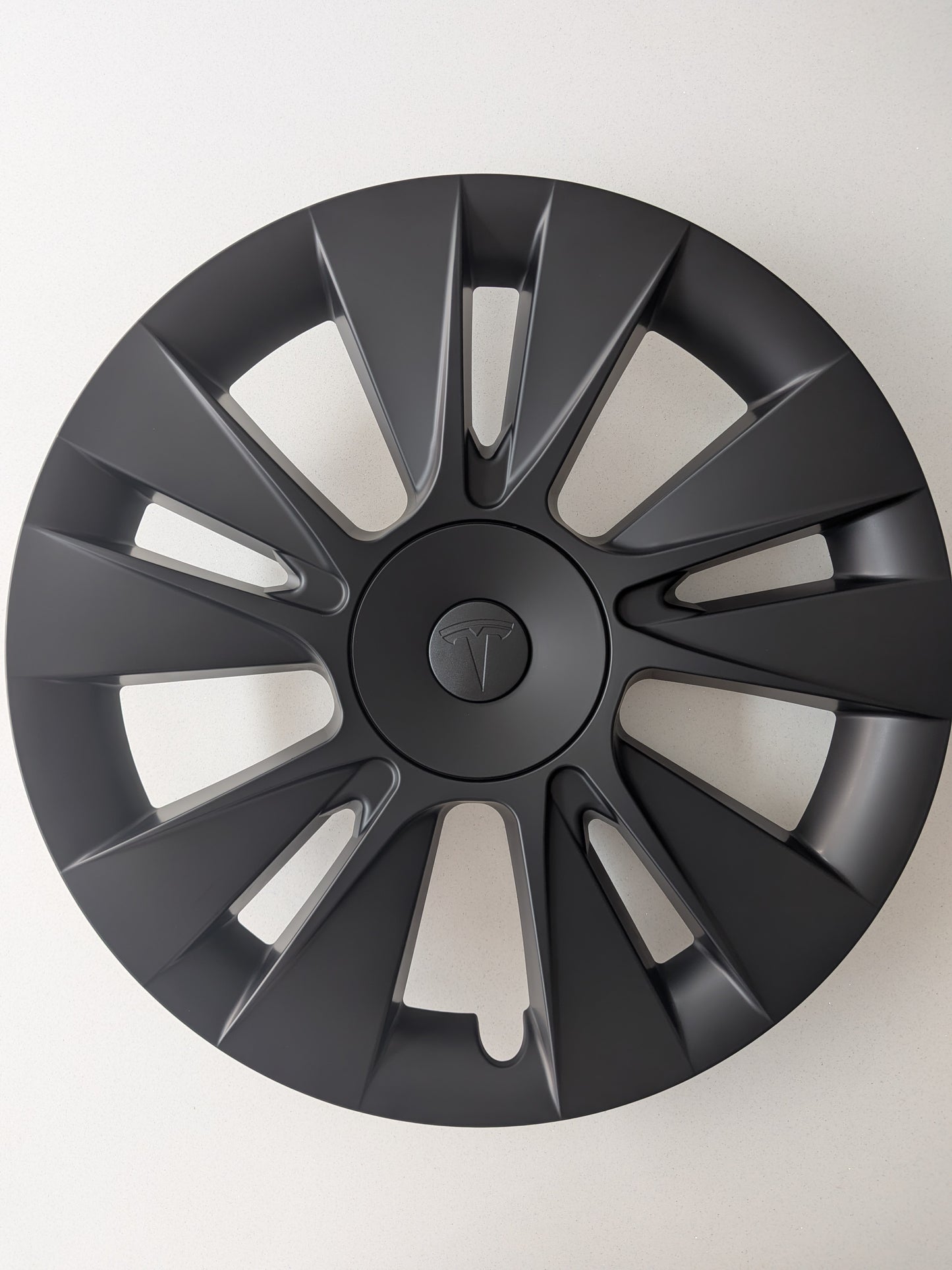 KNIFE CLASSIC 18" Wheel Covers for Tesla Model 3 (Matt Black)