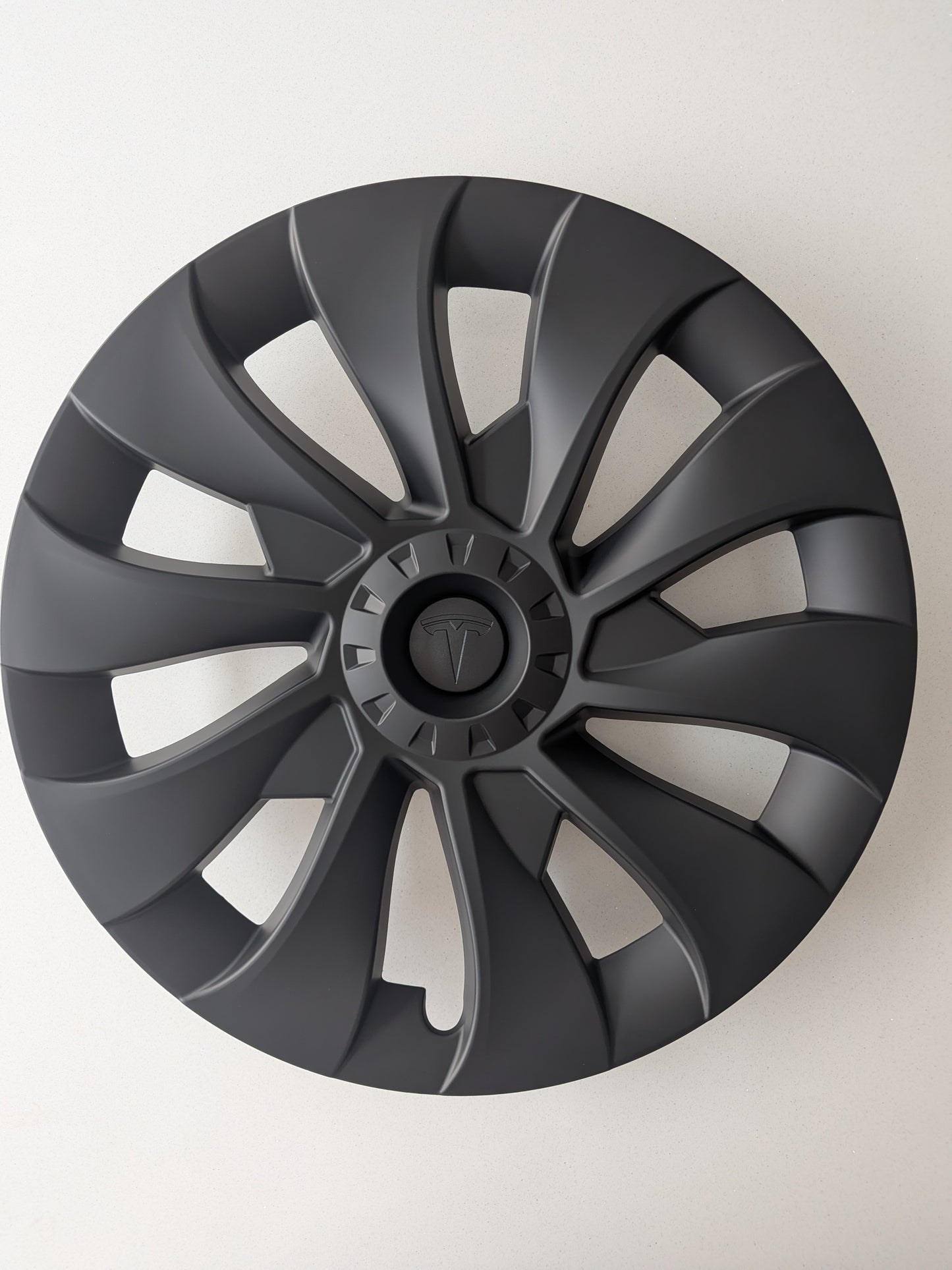 SAKURA CLASSIC 18" Wheel Covers for Tesla Model 3 2019 - 2023 (Matt Black)