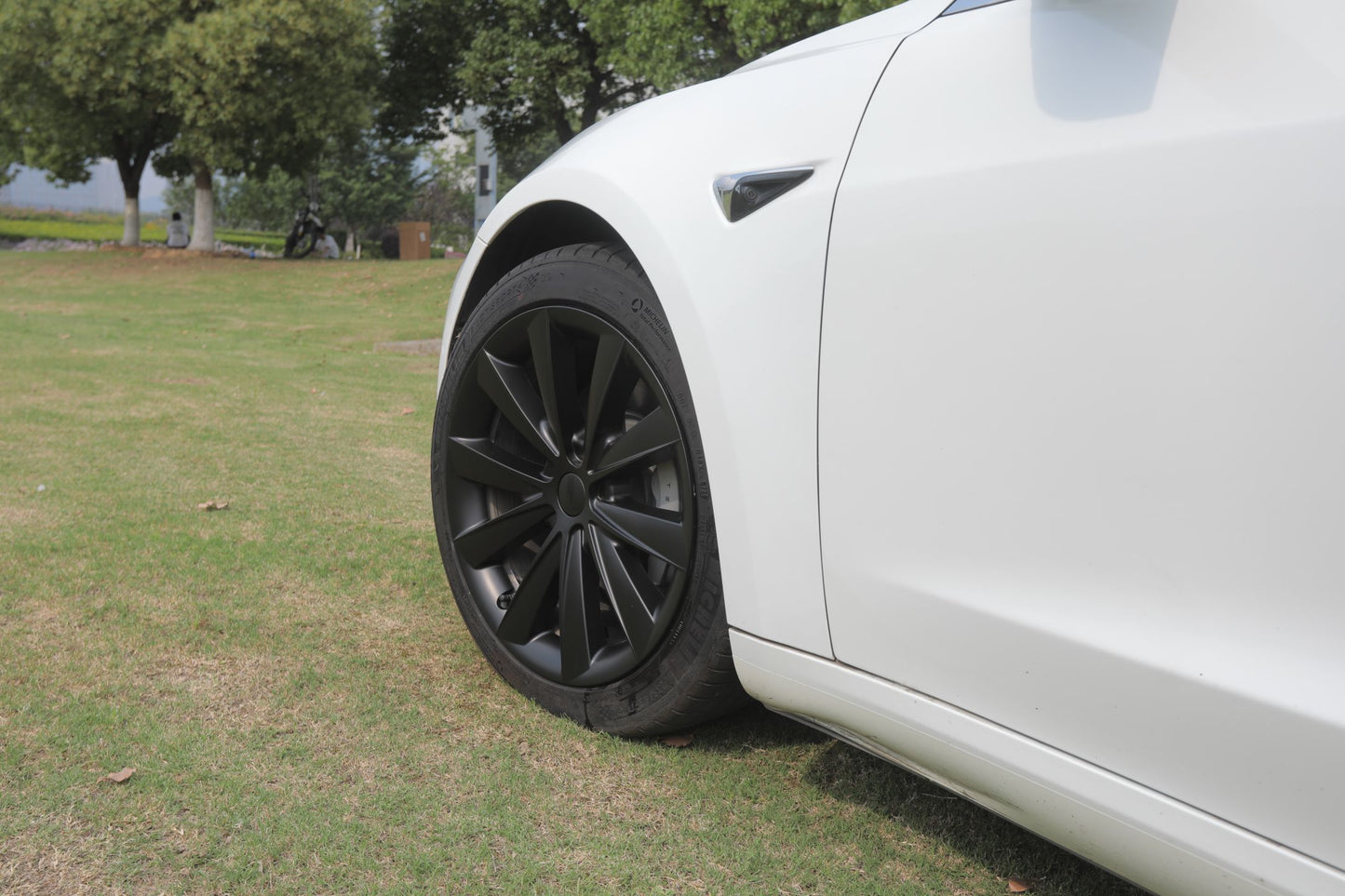 Tesla Model 3 2019 -2023 BLADE CLASSIC 4 x 18" Wheel Covers Cover Hub Cap T Logo