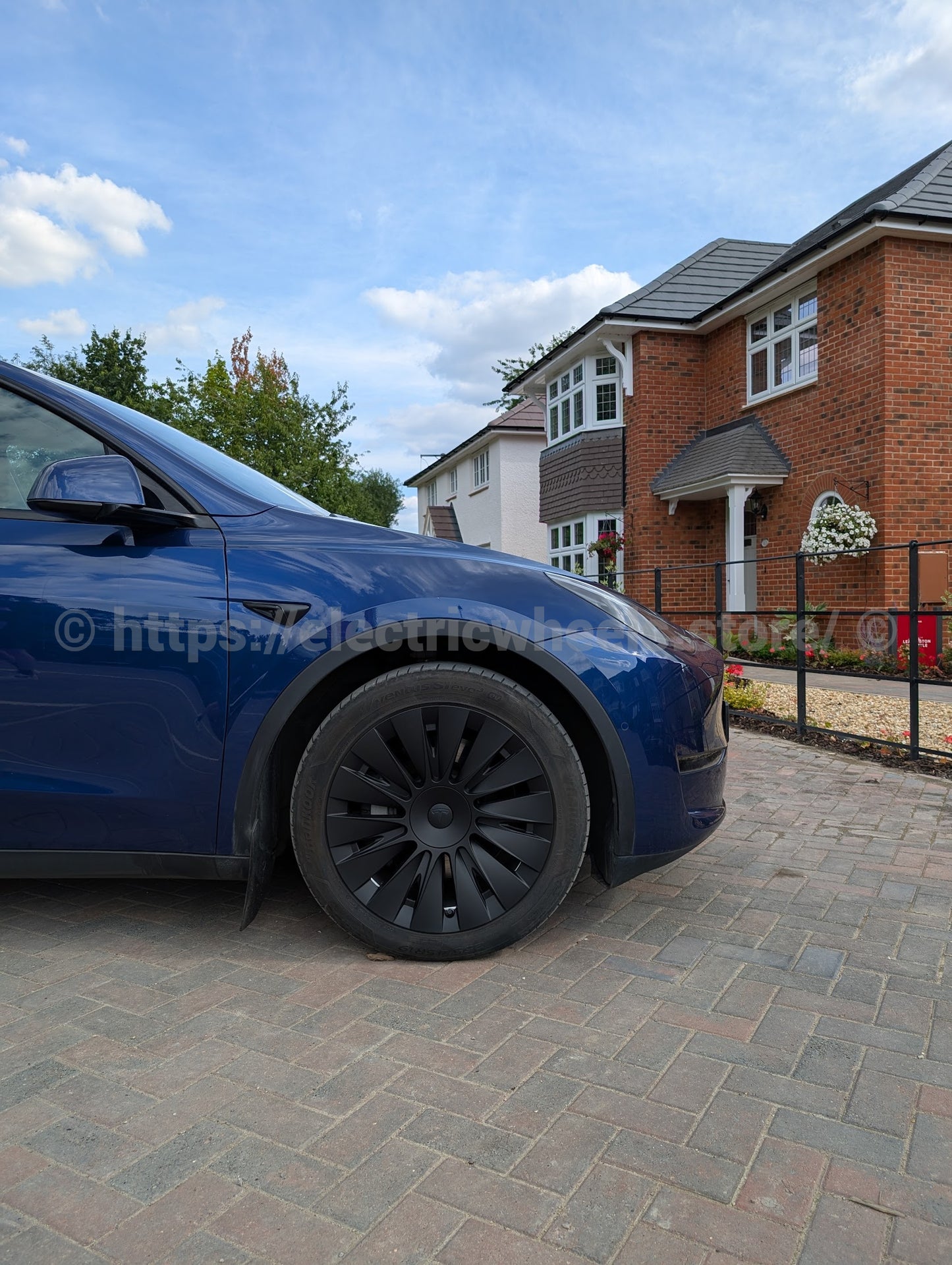 UK Stock, BLADE, Induction Straight Tesla Model Y 4 x 19" Wheel Covers Cover Hub Cap T Logo 19 Inch. Matt Black