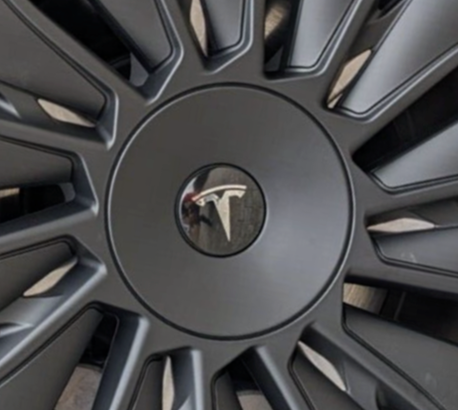 Tesla Model Y Hub cap 19 inch over-turbine look 4x hub caps in black  (Gemini)